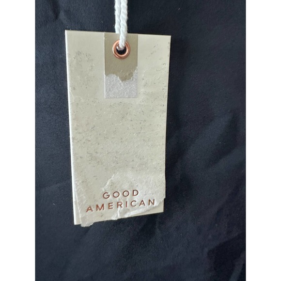 GOOD AMERICAN Scuba Short Sleeve Bodysuit - Picture 9 of 16